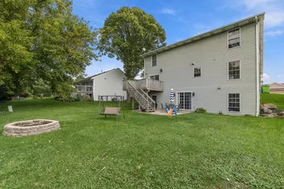 1215  Elm St, Hartford, WI 53027 - Photo 3