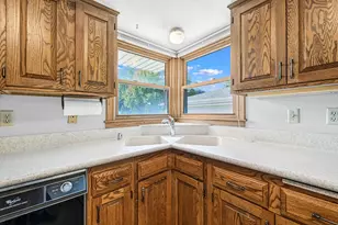 6041 Doyle St, Greendale, WI 53129 - Photo 13