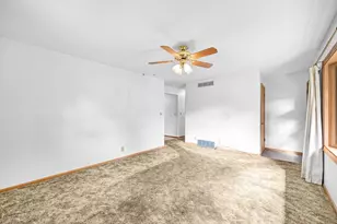 6041 Doyle St, Greendale, WI 53129 - Photo 7