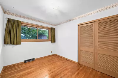 6041  Doyle St, Greendale, WI 53129 - Photo 19