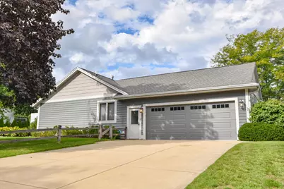 1275  Ridge Rd, Brookfield, WI 53186 - Photo 35