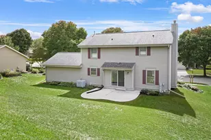 2724 Oakcrest Dr, Waukesha, WI 53188 - Photo 23