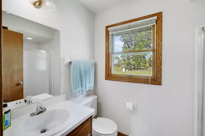 2724  Oakcrest Dr, Waukesha, WI 53188 - Photo 13