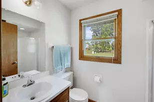 2724 Oakcrest Dr, Waukesha, WI 53188 - Photo 13