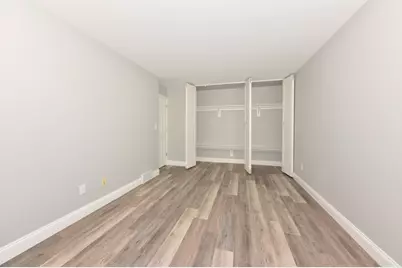 8588 N Servite Dr, Milwaukee, WI 53223 - Photo 21