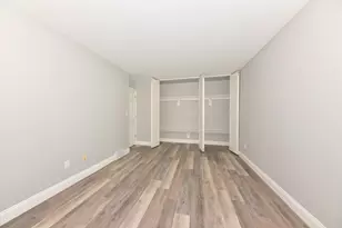 8588 N Servite Dr, Milwaukee, WI 53223 - Photo 21