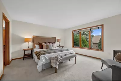 W240N2377  Range Line Ct #B, Pewaukee, WI 53072 - Photo 23