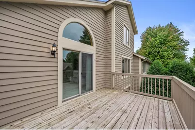 W240N2377  Range Line Ct #B, Pewaukee, WI 53072 - Photo 53