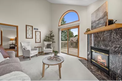 W240N2377  Range Line Ct #B, Pewaukee, WI 53072 - Photo 21