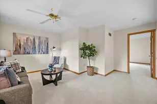 W240N2377 Range Line Ct, Pewaukee, WI 53072 - Photo 35