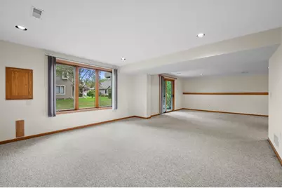 W240N2377  Range Line Ct #B, Pewaukee, WI 53072 - Photo 37