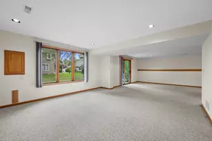 W240N2377 Range Line Ct, Pewaukee, WI 53072 - Photo 37