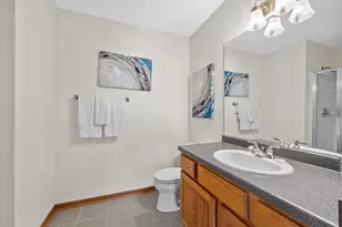 W240N2377 Range Line Ct, Pewaukee, WI 53072 - Photo 33
