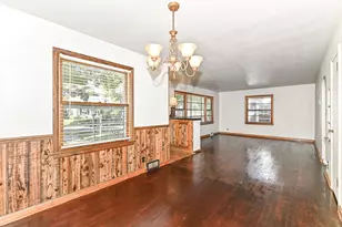 2762 N 82nd St, Milwaukee, WI 53222 - Photo 11