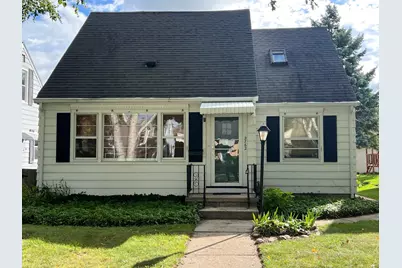 2762 N 82nd St, Milwaukee, WI 53222 - Photo 3