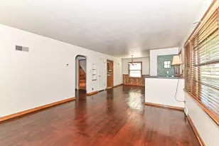 2762 N 82nd St, Milwaukee, WI 53222 - Photo 9