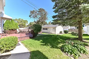 2762 N 82nd St, Milwaukee, WI 53222 - Photo 35