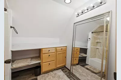 2760 N Booth St, Milwaukee, WI 53212 - Photo 17