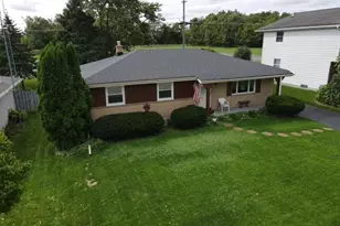 4913 Westway Ave, Racine, WI 53406 - Photo 3