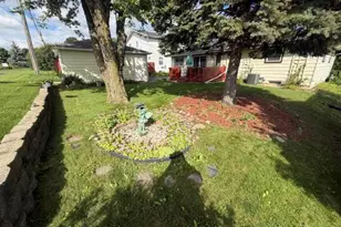 4913 Westway Ave, Racine, WI 53406 - Photo 9