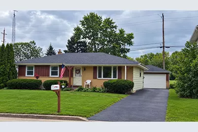 4913  Westway Ave, Racine, WI 53406 - Photo 1