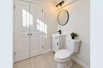 11040 N Riverland Ct, Mequon, WI 53092 - Photo 29