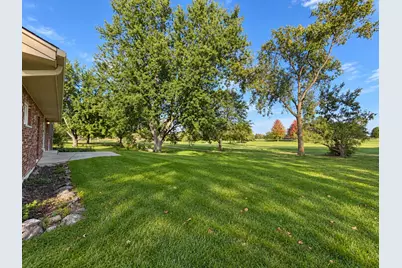 11040 N Riverland Ct, Mequon, WI 53092 - Photo 33