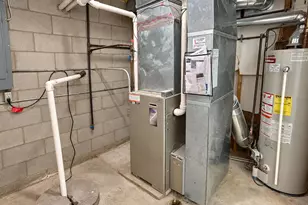 11040 N Riverland Ct, Mequon, WI 53092 - Photo 27