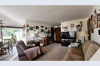 3933  Country Pl #A, Sheboygan, WI 53081 - Photo 3