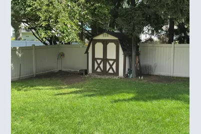 5515  Birch View Rd, Racine, WI 53402 - Photo 25
