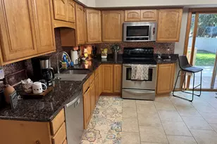5515 Birchview Rd, Racine, WI 53402 - Photo 7