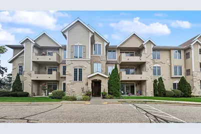 2912 N University Dr #202, Waukesha, WI 53188 - Photo 5