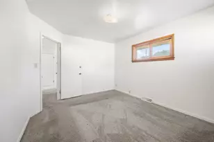 7719 W Winfield Ave, Milwaukee, WI 53218 - Photo 13