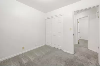 7719 W Winfield Ave, Milwaukee, WI 53218 - Photo 17