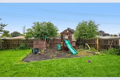 6535 N 66th St, Milwaukee, WI 53223 - Photo 5