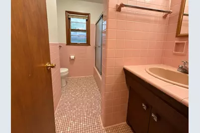 4641 N 71st St, Milwaukee, WI 53218 - Photo 11