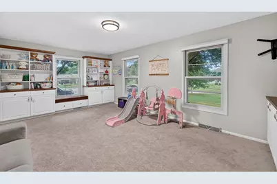 1001 W Blackhawk Dr, Fort Atkinson, WI 53538 - Photo 13