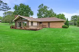 13501 W Dakota St, New Berlin, WI 53151 - Photo 37