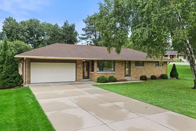 13501 W Dakota St, New Berlin, WI 53151 - Photo 41
