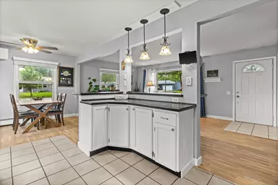 717  Roby Rd, Stoughton, WI 53589 - Photo 7