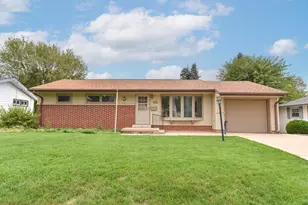 722 Summit Ave, Waukesha, WI 53188 - Photo 1