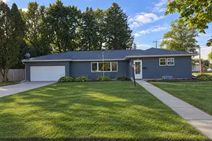 802 N 26th St, Sheboygan, WI 53081 - Photo 1