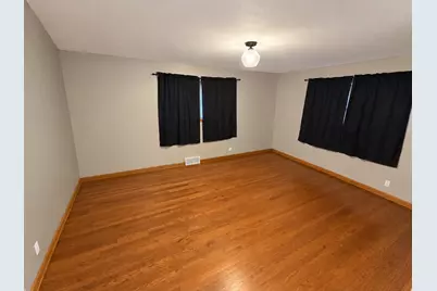 802  N 26th St, Sheboygan, WI 53081 - Photo 9