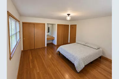 802  N 26th St, Sheboygan, WI 53081 - Photo 11