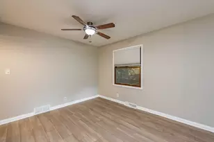 8929 42 Ct, Kenosha, WI 53142 - Photo 5
