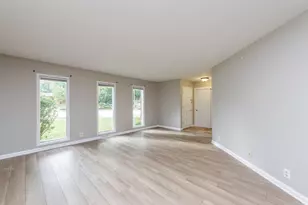 8929 42 Ct, Kenosha, WI 53142 - Photo 3