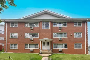 245 Country Club Dr, Lake Geneva, WI 53147 - Photo 23