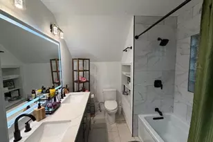 1055 N 68th St, Wauwatosa, WI 53213 - Photo 17