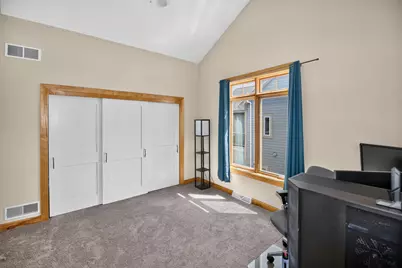 1004 E Garfield Ave #2, Milwaukee, WI 53212 - Photo 27