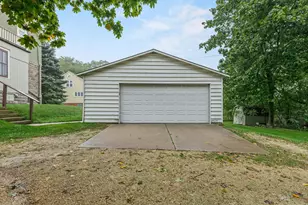 924 W Grand Ave, Port Washington, WI 53074 - Photo 37